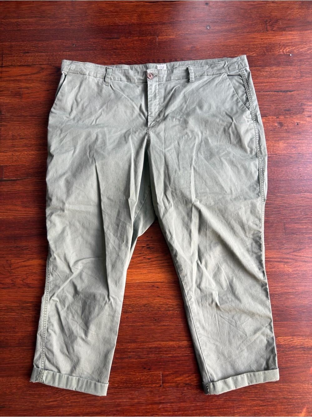 GAP‎ Olive Cropped Chino Pants